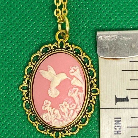 Fall Hummingbird NecklaceFlowers White Pink Cameo - Picture 8 of 9